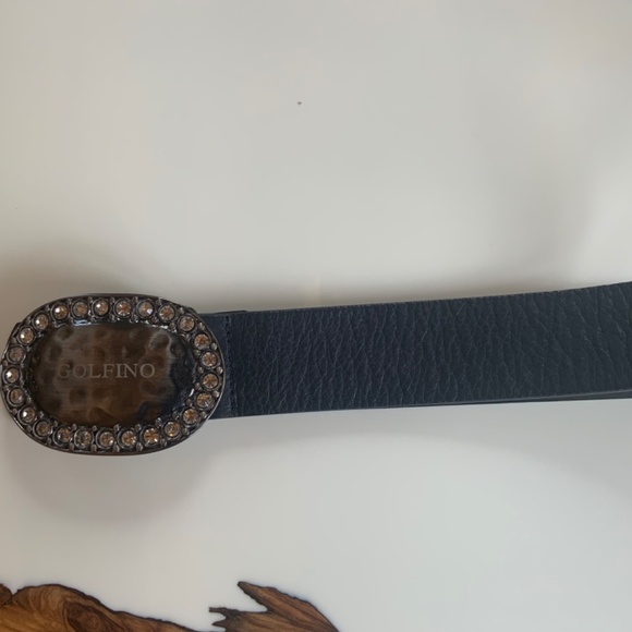 Women belt. Leather, dark navy blue color. Size 80